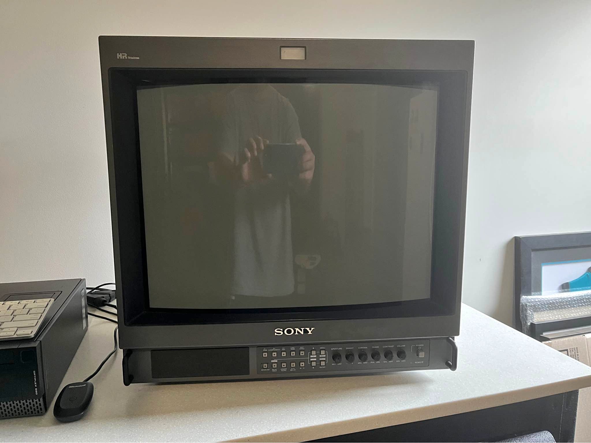 Sony Pvm rgb monitor 20 inch - Monitors - Adelaide, South Australia ...