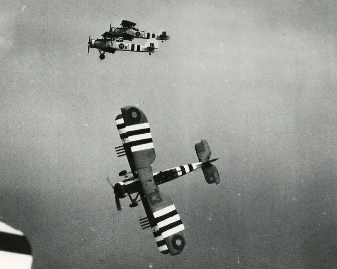 PlaneHistoria - Fairey Swordfish Mk.II's in 1944 wearing invasion