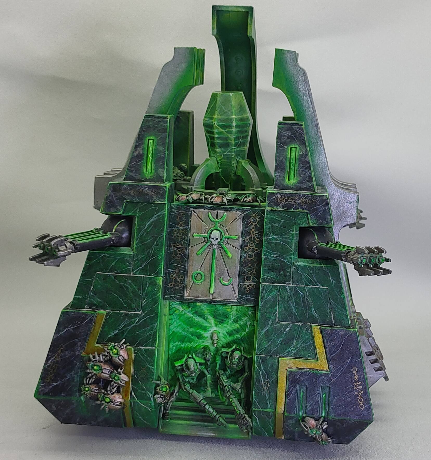 Necron Monolith Painting and Imperial Titan Battle