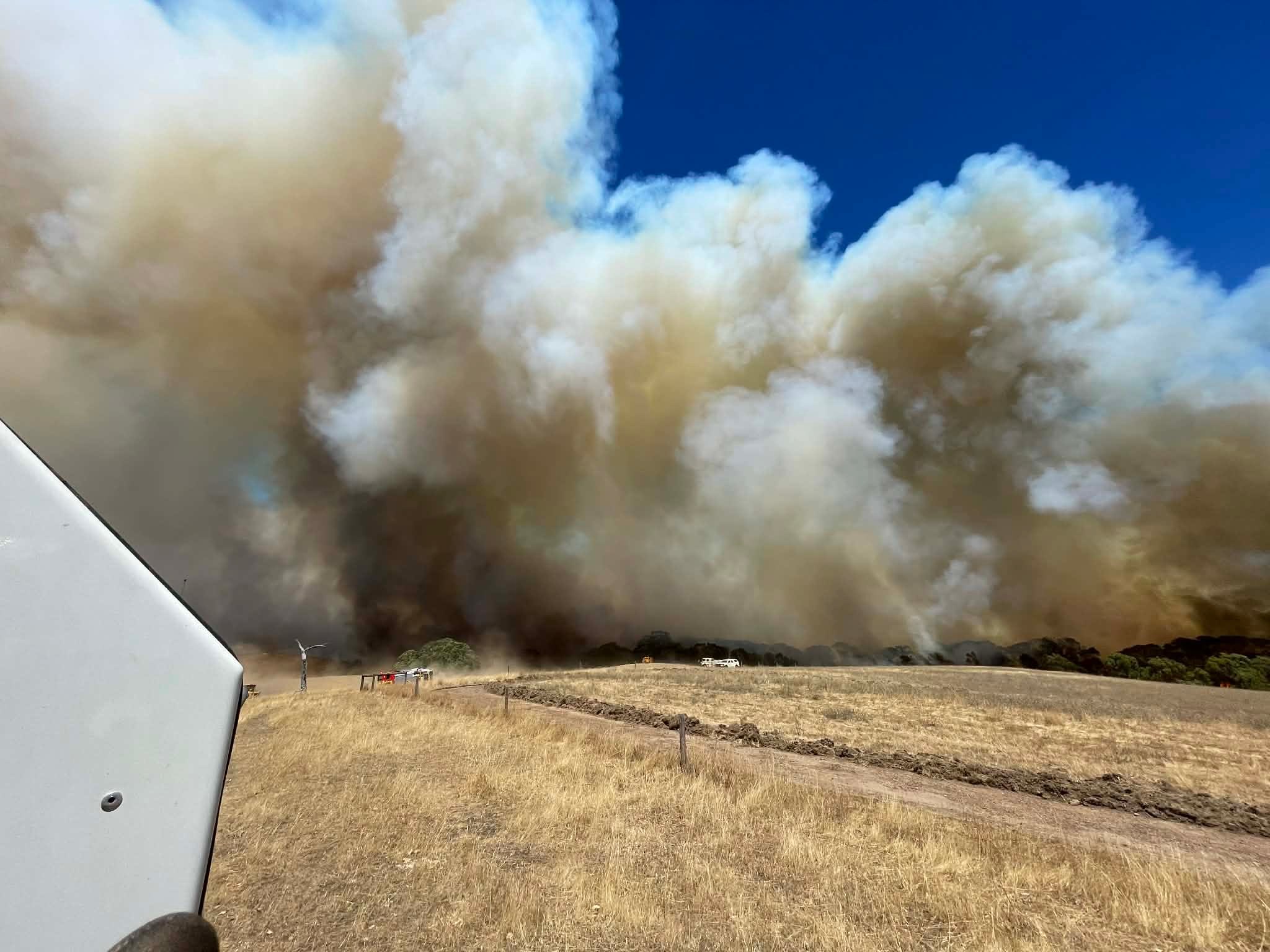 Willunga Country Fire... - Willunga Country Fire Service
