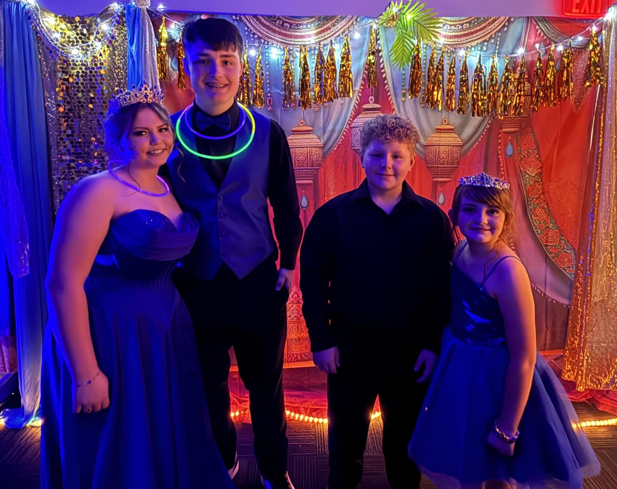 ❄️👑 2026 Rosspoint Snowball Formal 👑❄️ The night has been danced away at the 2026 Rosspoint Snowball Formal! Our students looked absolutely stunning in their formal attire, while others brought their