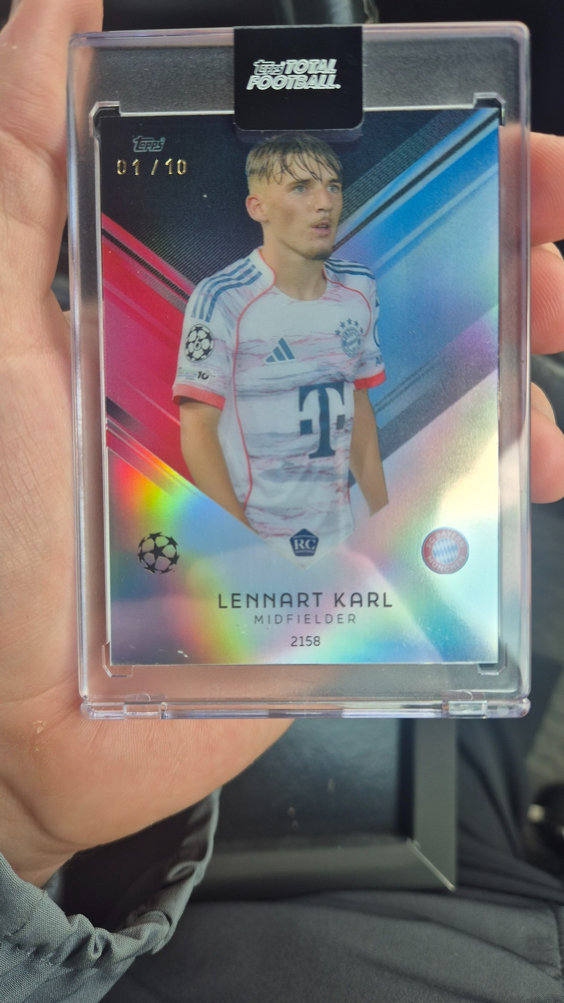 What is the price for 1/1 cards in Topps Total Football?