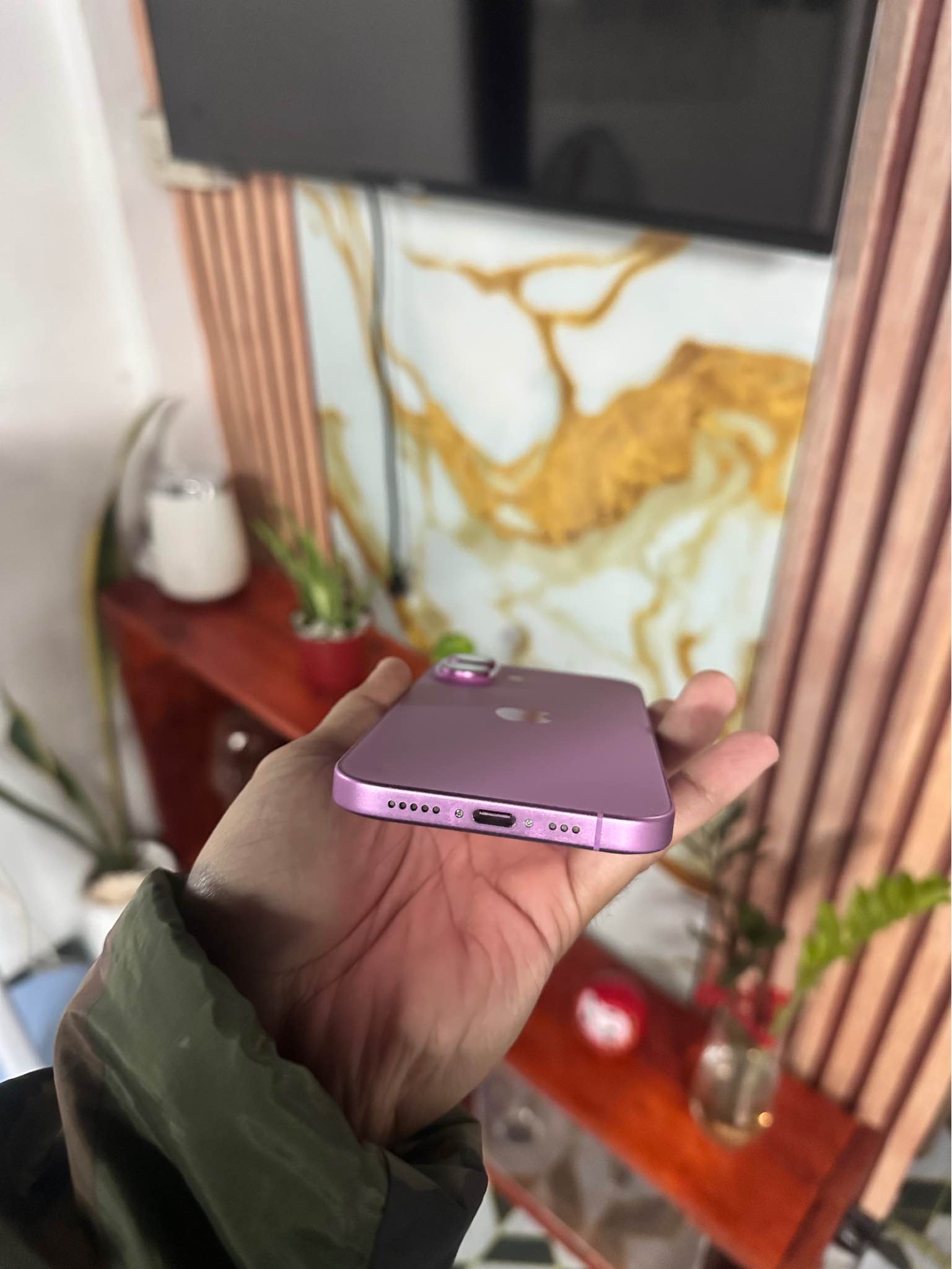 BASA MUNA !!!IPHONE 16 128gb PINK - Cases, Covers & Skins - Antipolo ...