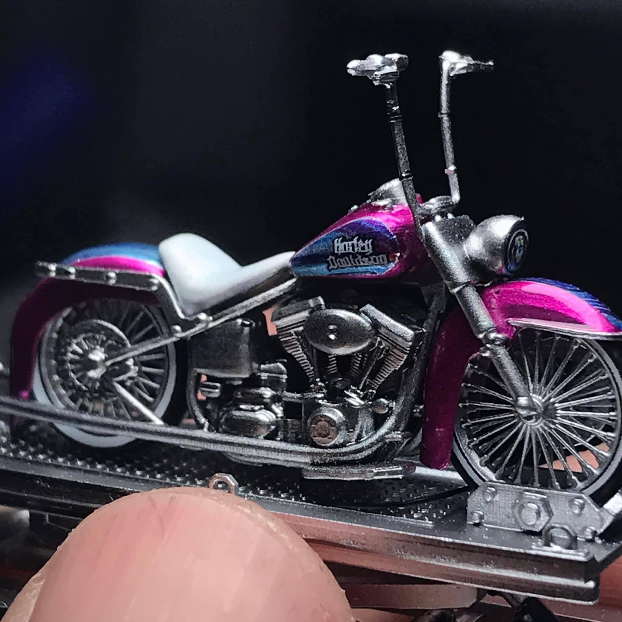 moon hot kustom custom low チカーノ chopper COLLECTORS… 🔥🛵 Check out this SR Custom Chopper – Chicano style