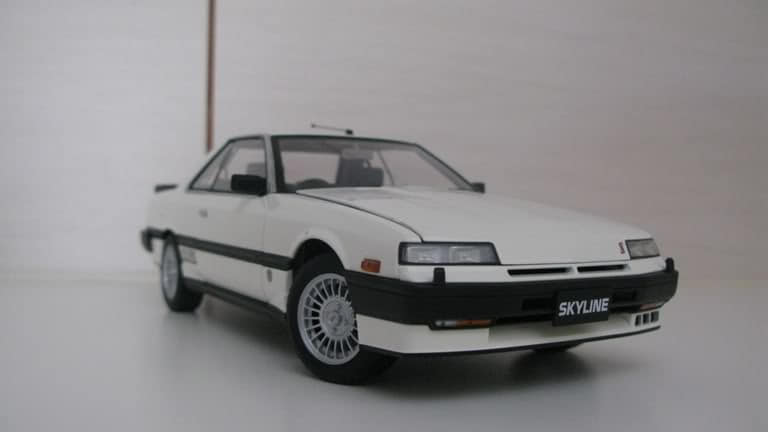 Nissan Skyline 2000 GT-R by Kyosho 1:18