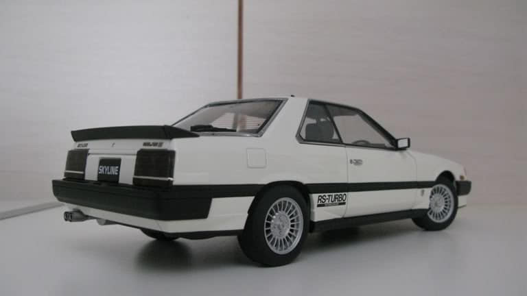 Nissan Skyline 2000 GT-R by Kyosho 1:18