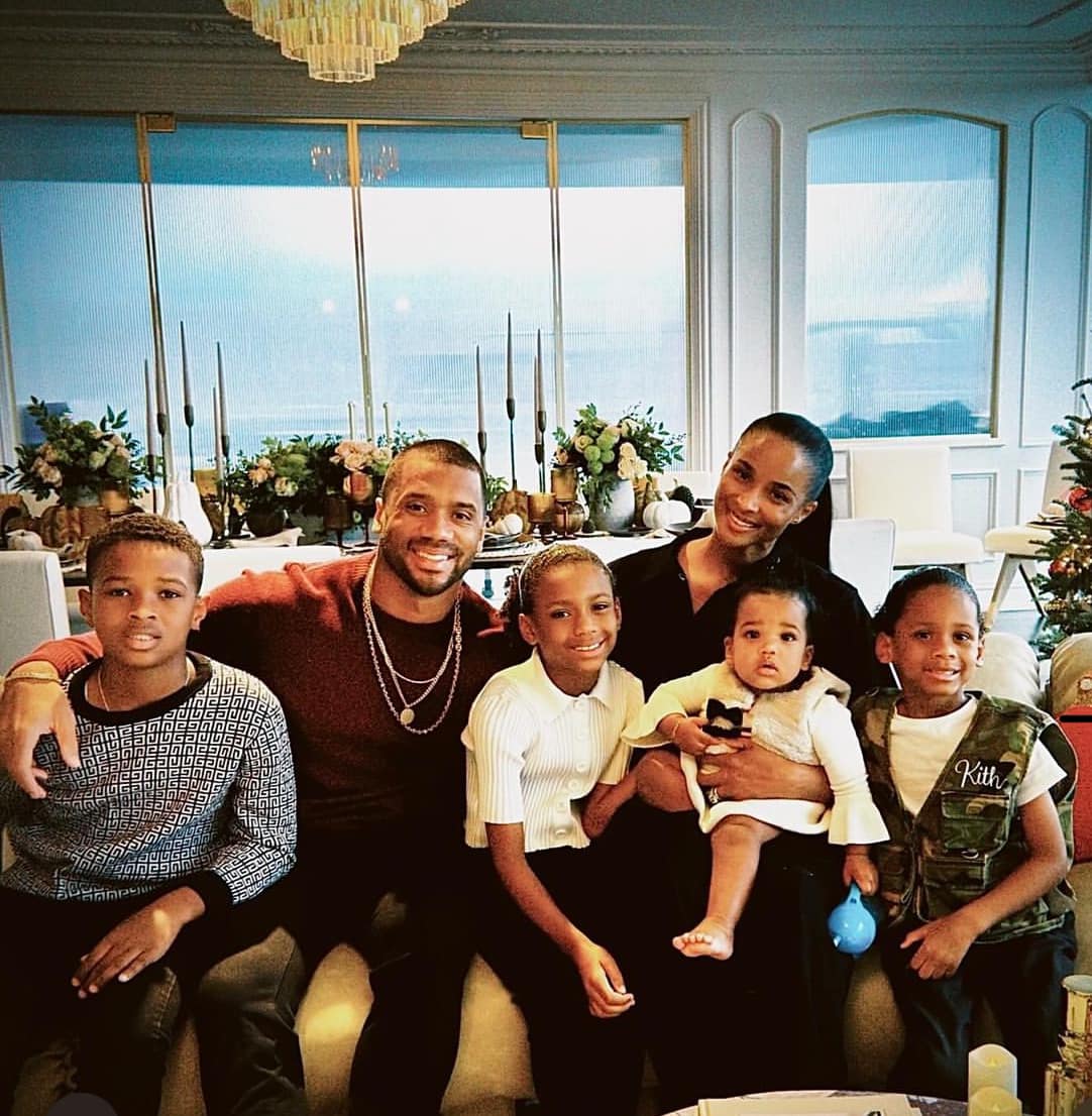 Steelers - Russel family Thanksgiving! ️ | Facebook