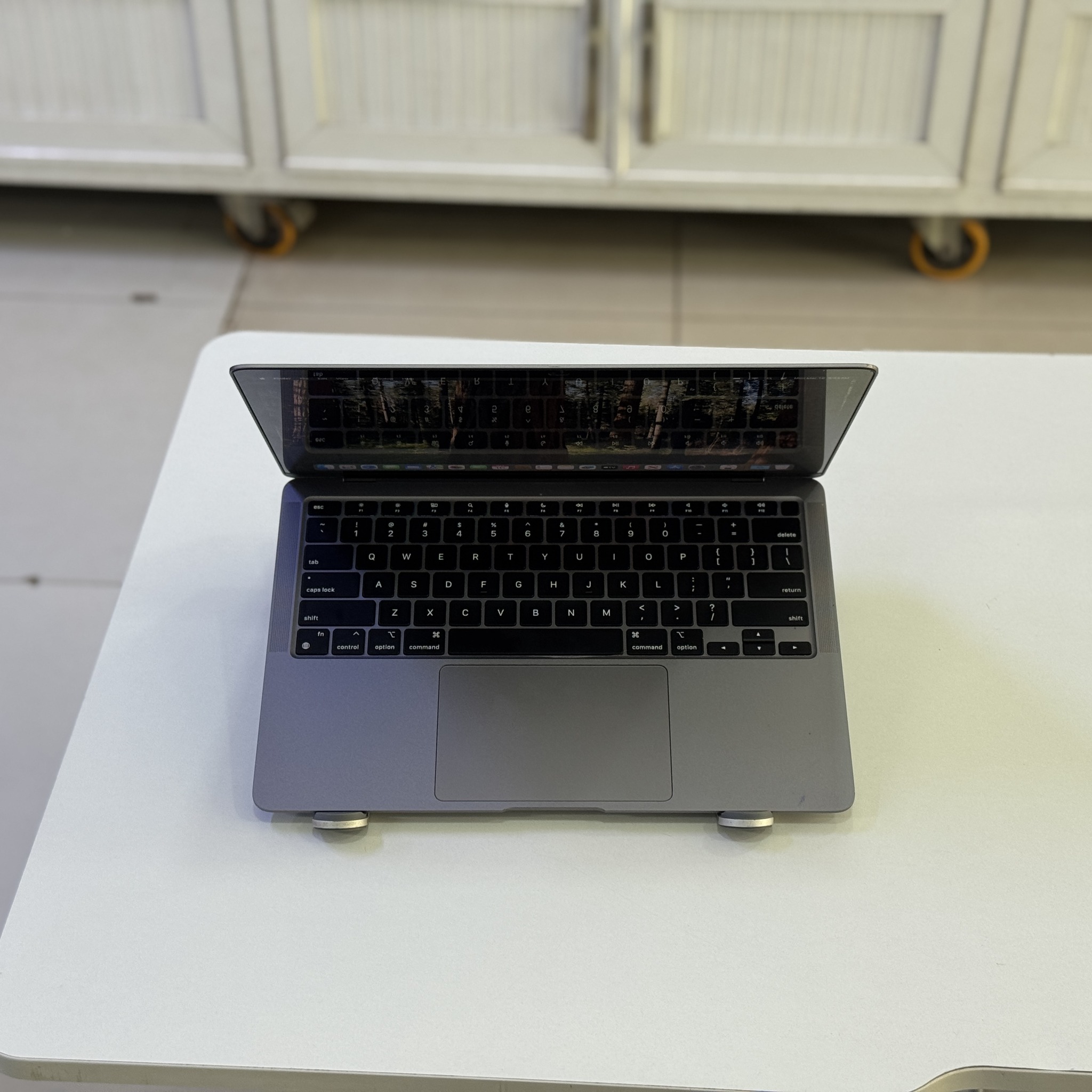MacBook Air 2020 Full Box 99% battery 100% - M1 Chip | Ram 8GB 