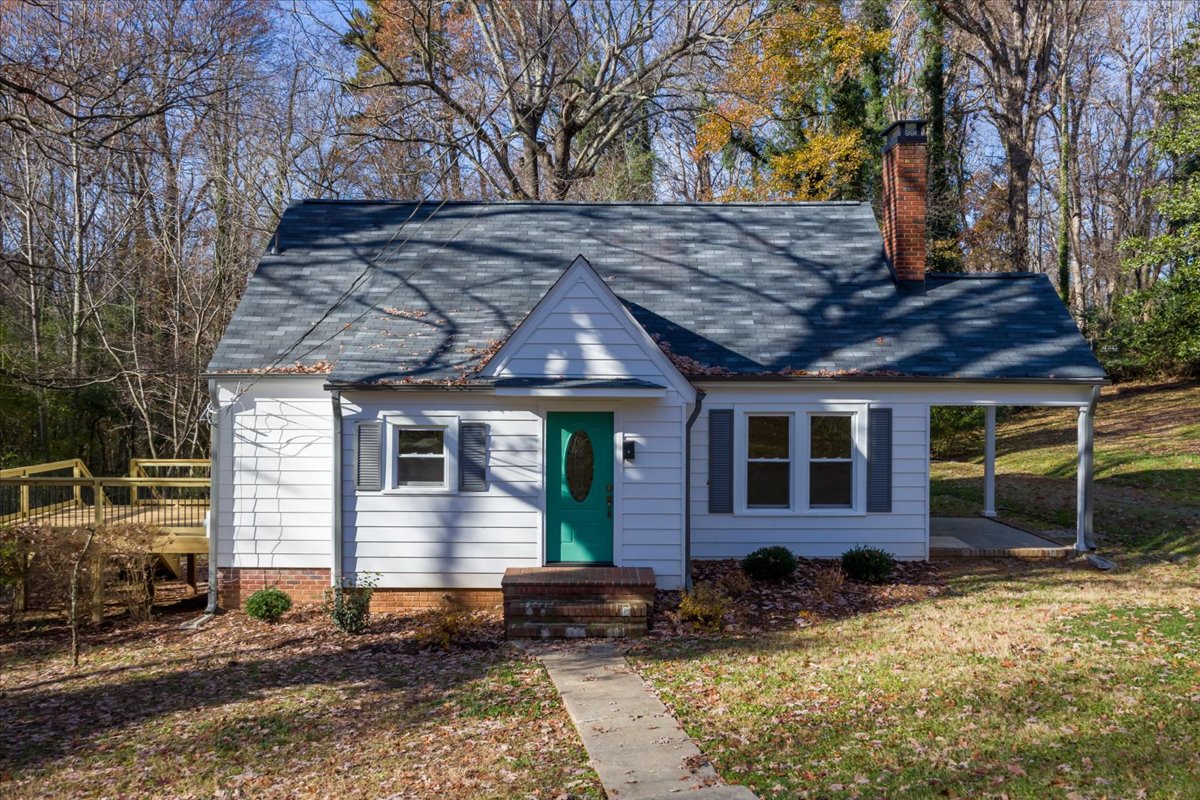 🏠 Just Listed! Open House + Coffee This Sunday! ☕🏠
