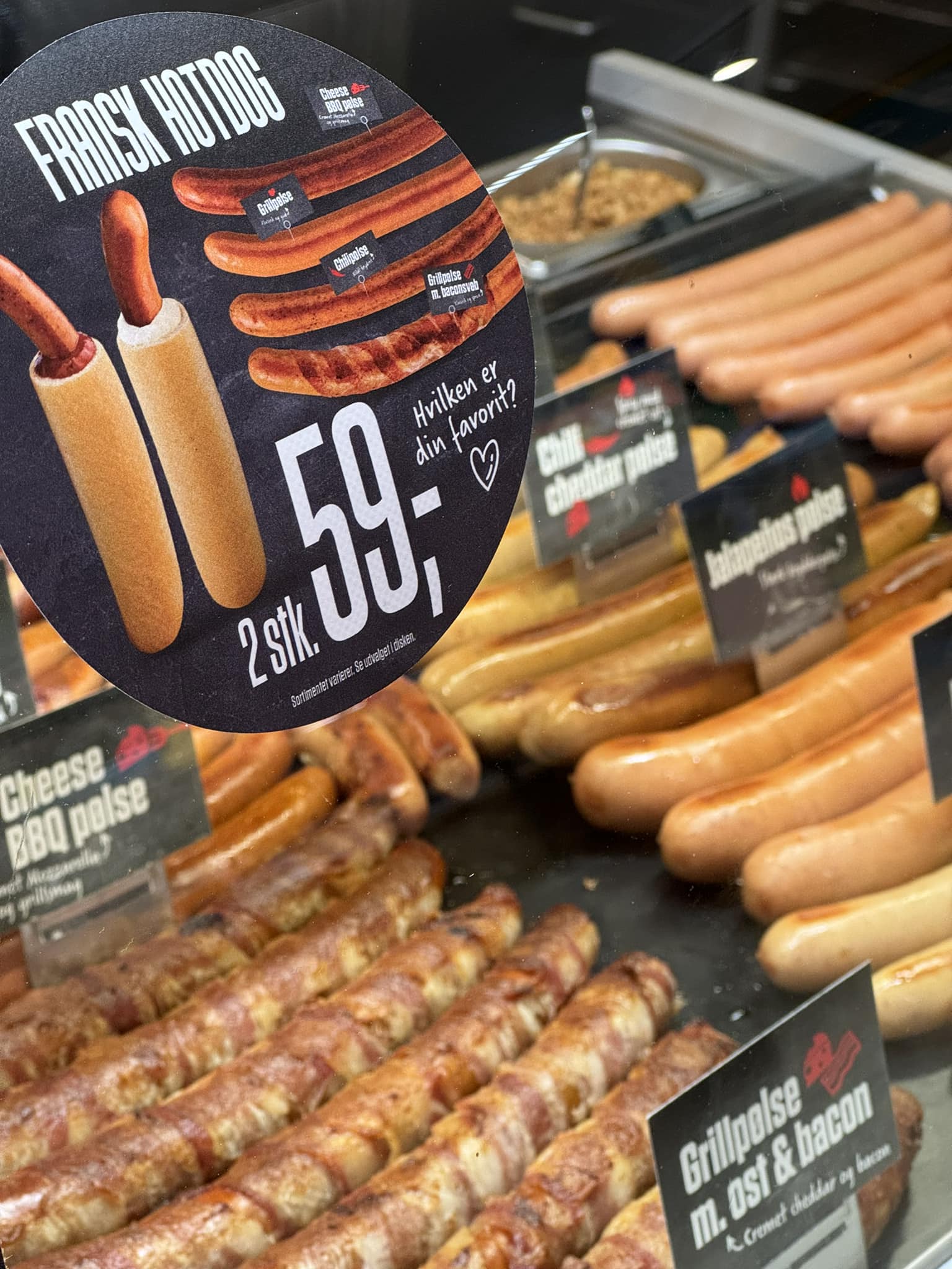 Shell Hadsten - 🎉 SÅ ER DER FEST I PØLSEBAREN 🎉 Lige nu...