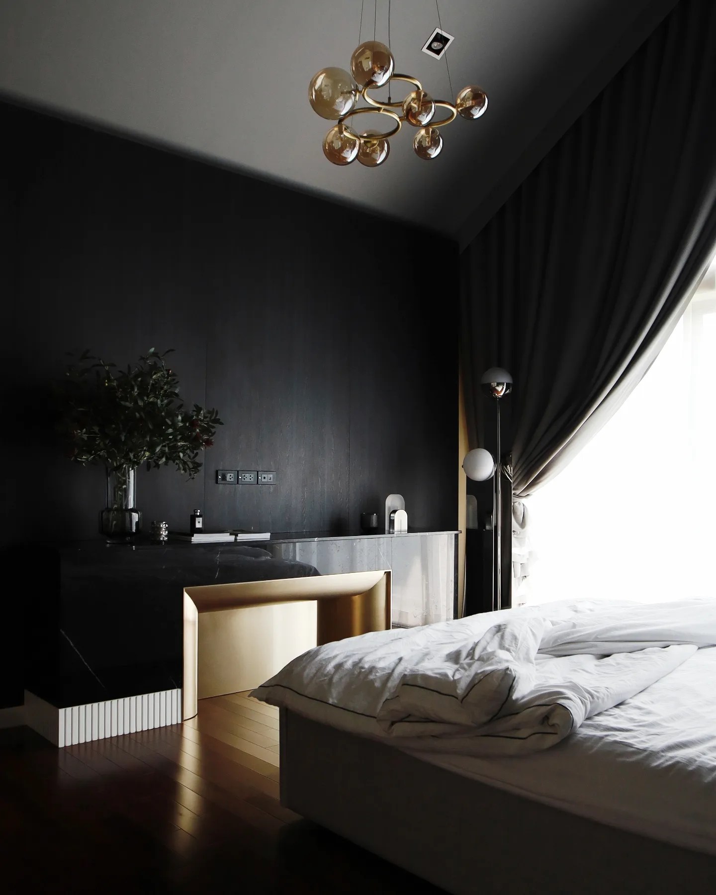 ห้องนอนดาร์คๆเท่ๆ... - KIRIN design&living