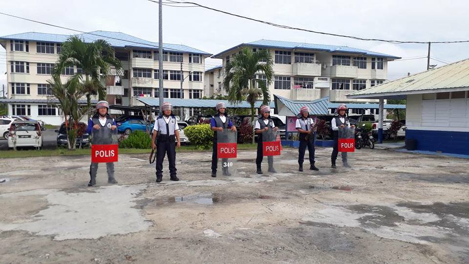 ULANGKAJI LIGHT STRIKE... - Ibu Pejabat Polis Daerah Marudi