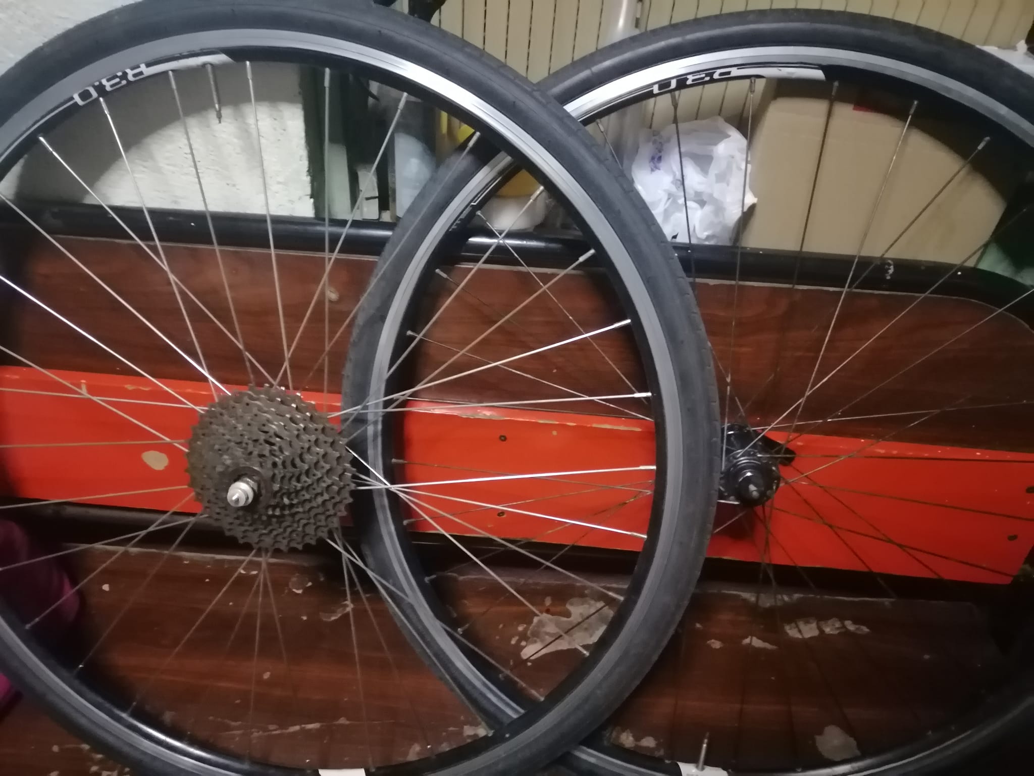 Shimano Maddux R3.0 bike wheels for sale