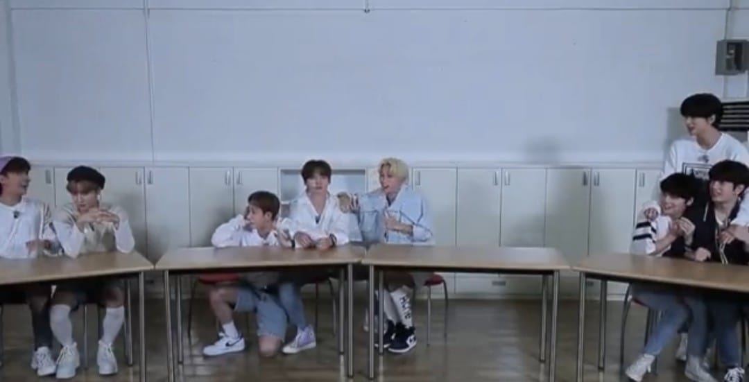 skz when scared: han and... - Saranghaeyo StrayKids