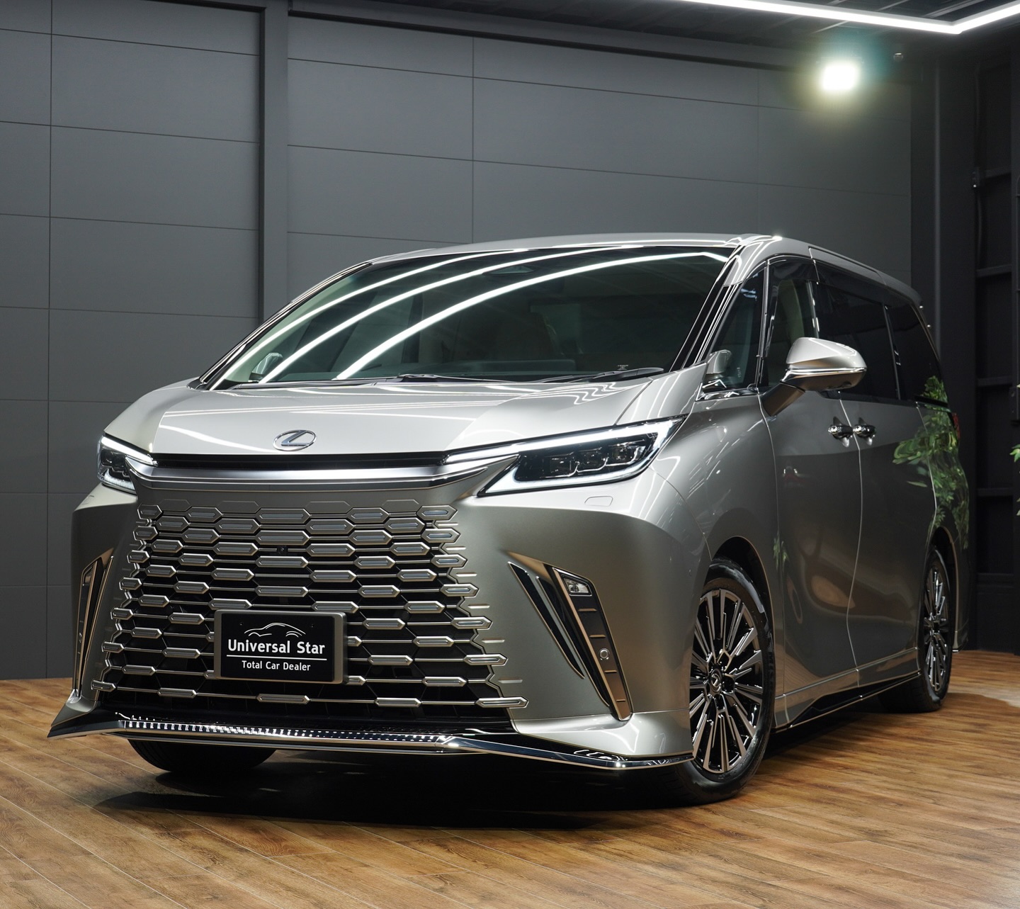 レクサス LM 500h エグゼクティブ 4WD （ソニックチタニウム）LEXUS 