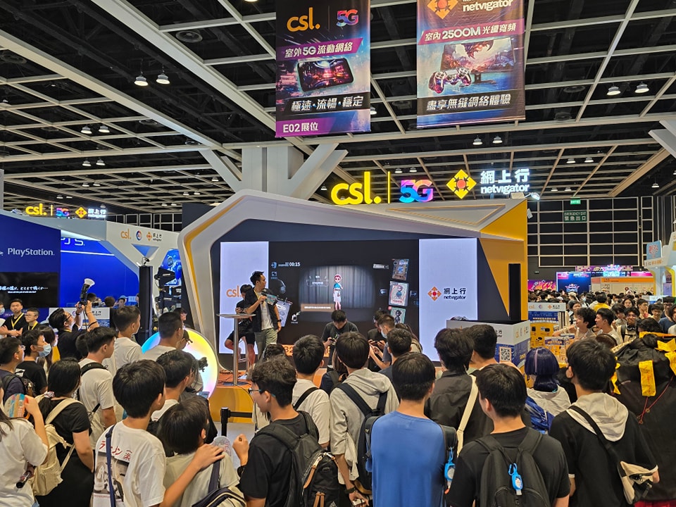 csl - 【csl x 動漫電玩節🧡 今日正式開始📣@ 展位 E02】 嘩！csl... | Facebook