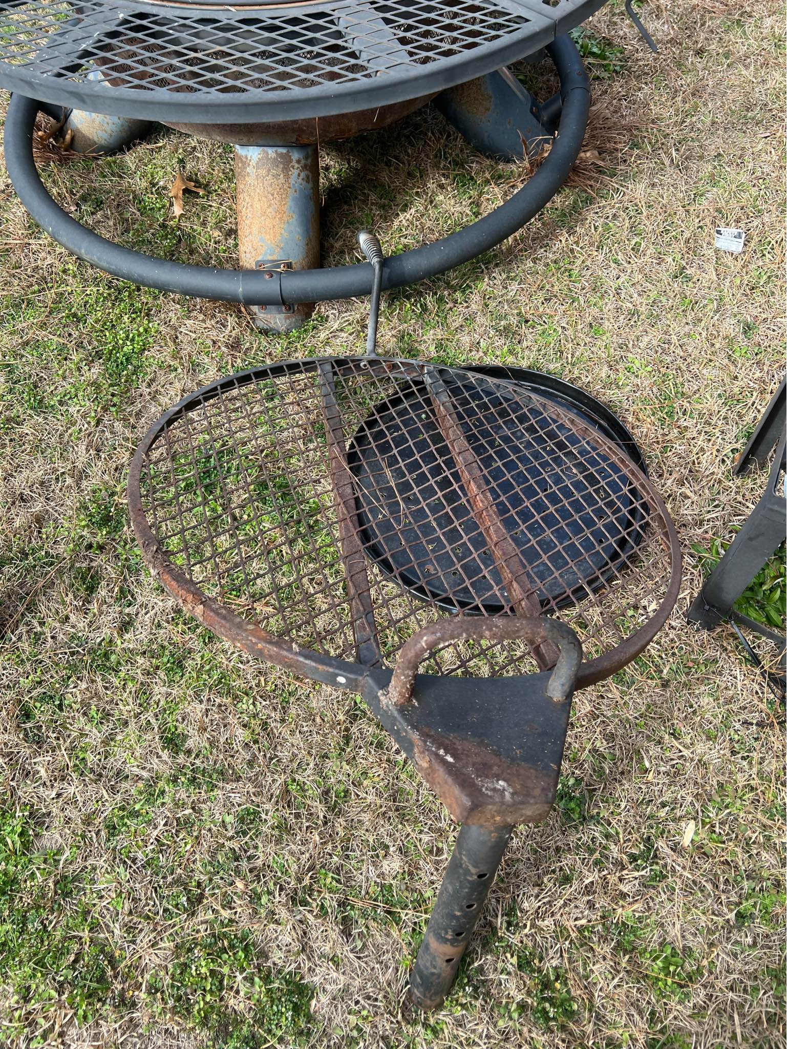 Master Forge Rancher Fire Pit 47 1/2 inches wide. Comes with Fire ...