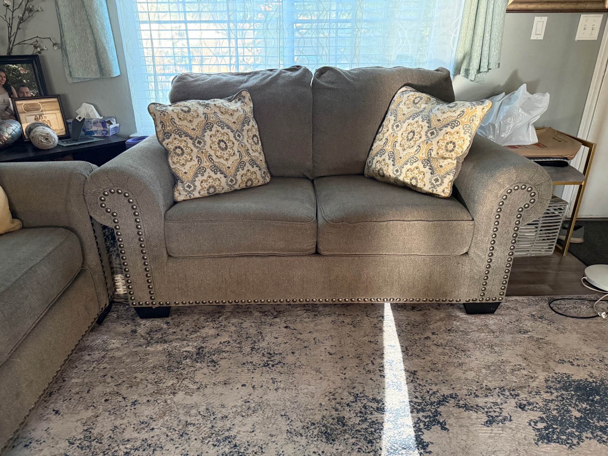 Living room set sofa/bed and loveseat - Sofas, Loveseats & Sectionals