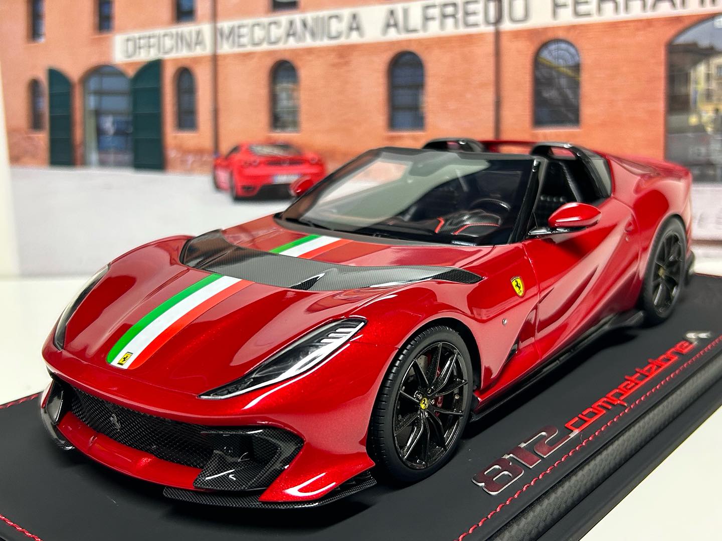 BBR Ferrari 812 competizione A Scale:1/18 Color:Rosso F1 2007 
