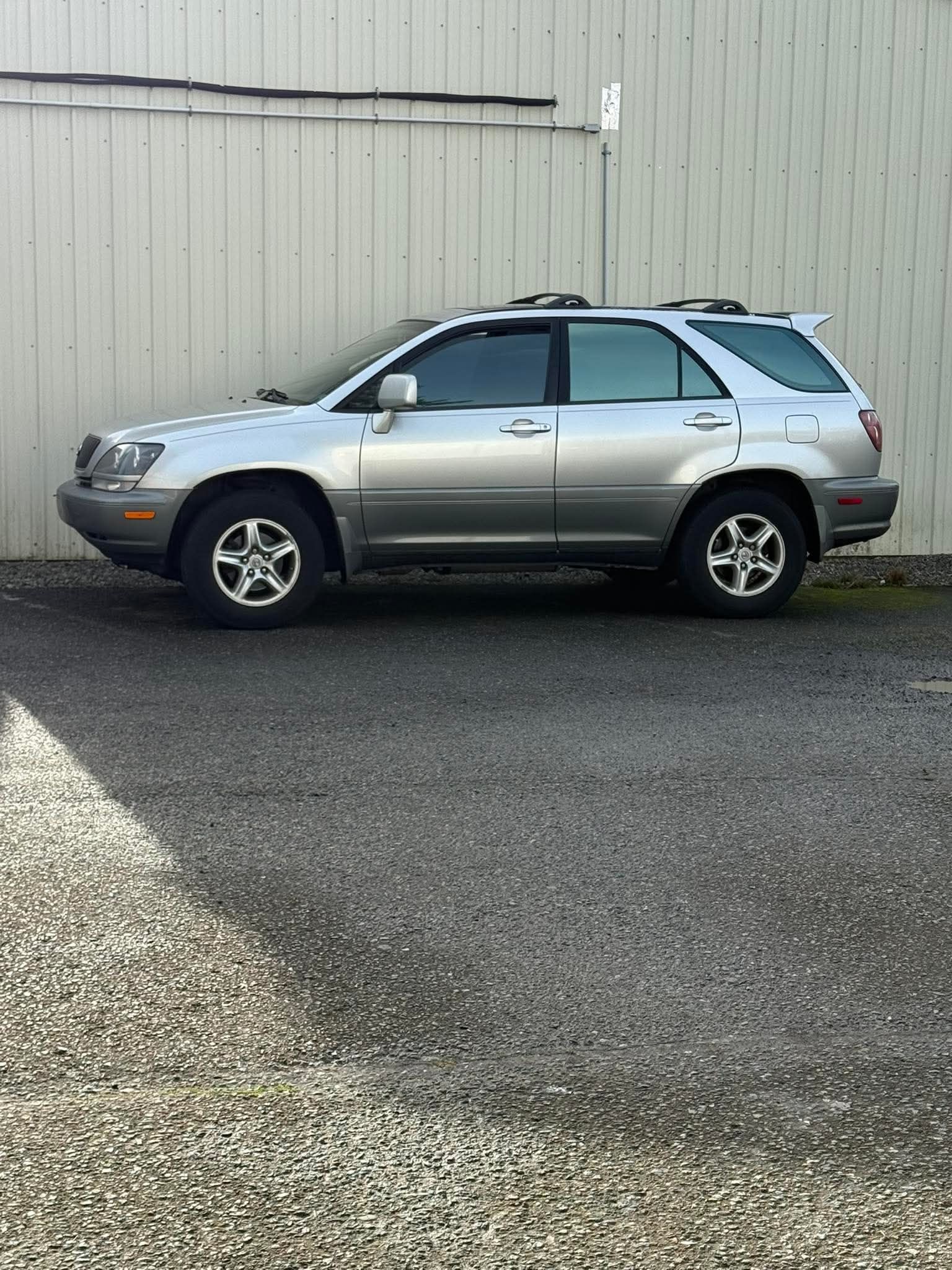 Lexus RX300 (1999-2003) | I’ve had this 00 RX 190k for about 2 months ...