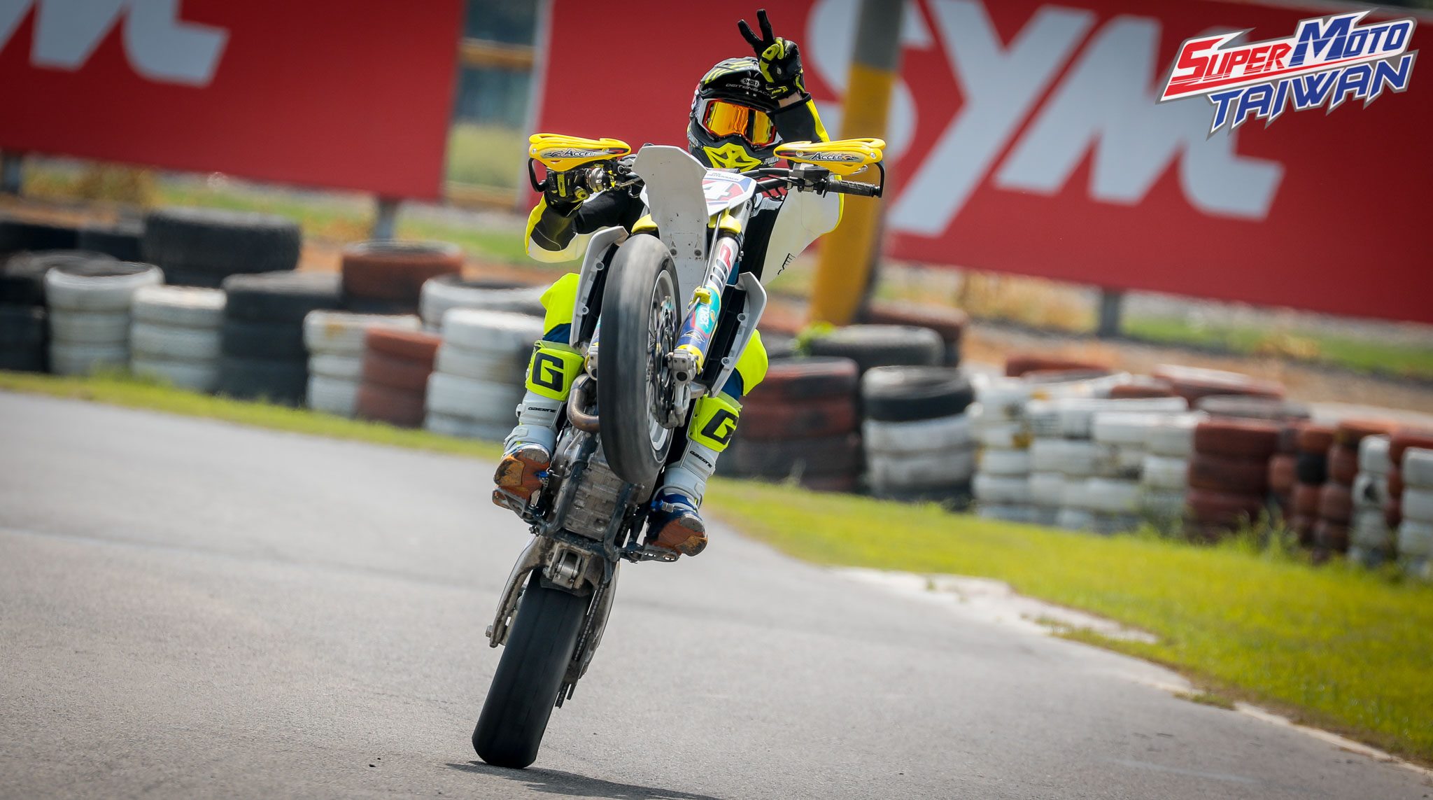 患難見真情(車輛篇）... - SuperMoto Taiwan | Facebook