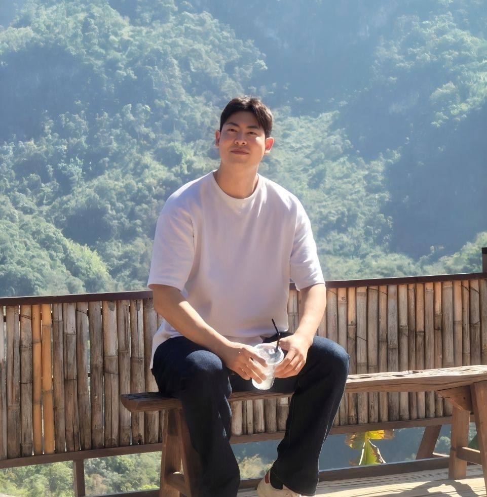 Apakon Pracharoen