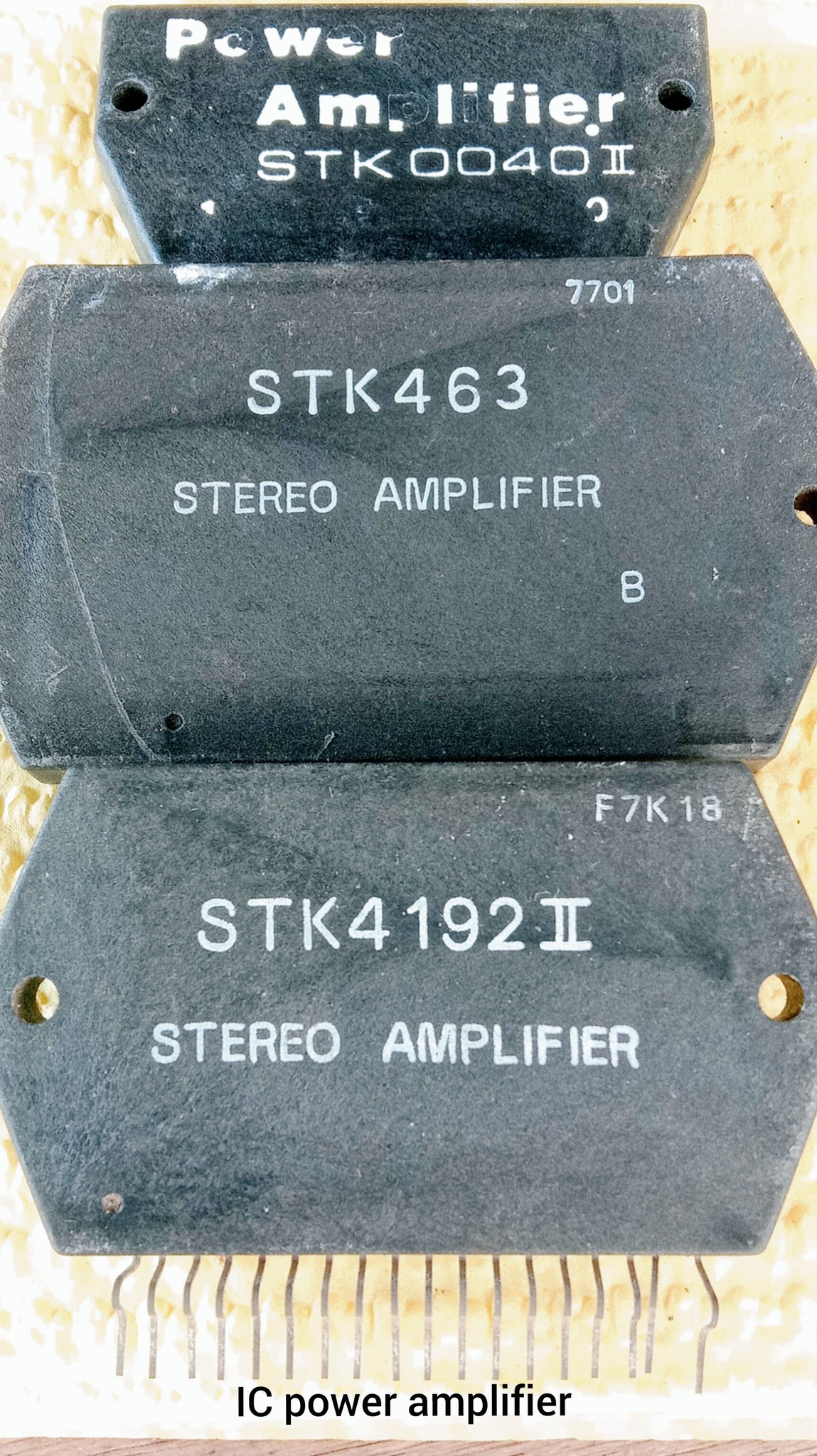 Hybrid IC STK0040 60x33mm Darlington Power Pack