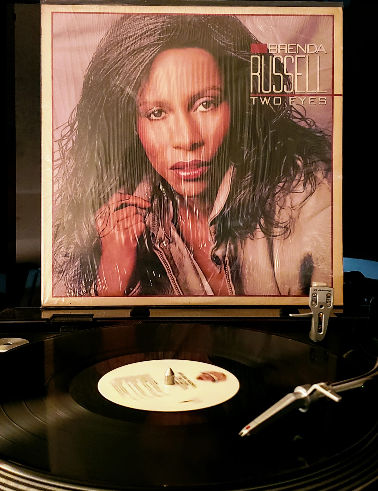 𝗕𝗿𝗲𝗻𝗱𝗮 𝗥𝘂𝘀𝘀𝗲𝗹𝗹 - A Little Bit Of Love (1979)