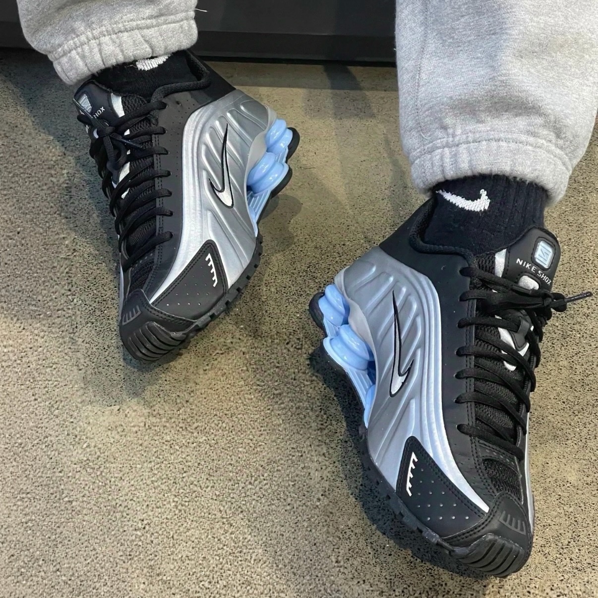 One of the most contemporary pairs of recent times 🇧🇩 Nike Shox