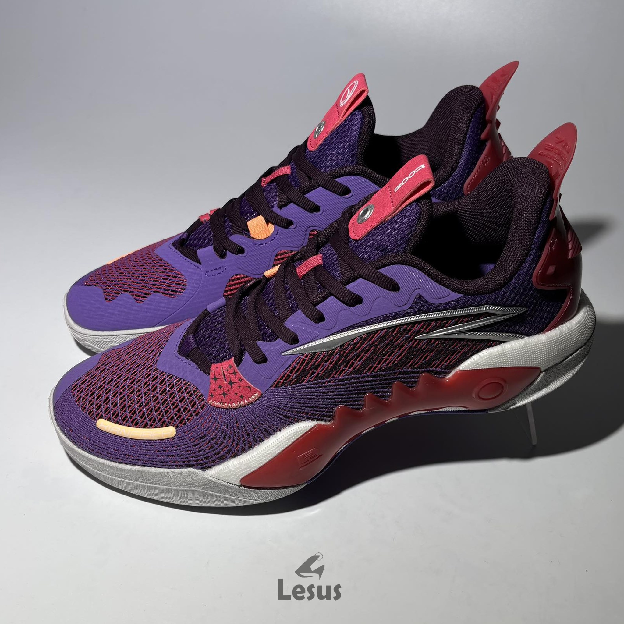 Built for quick cuts, solid sa bawat step. ANTA SHOCK WAVE 5 V2