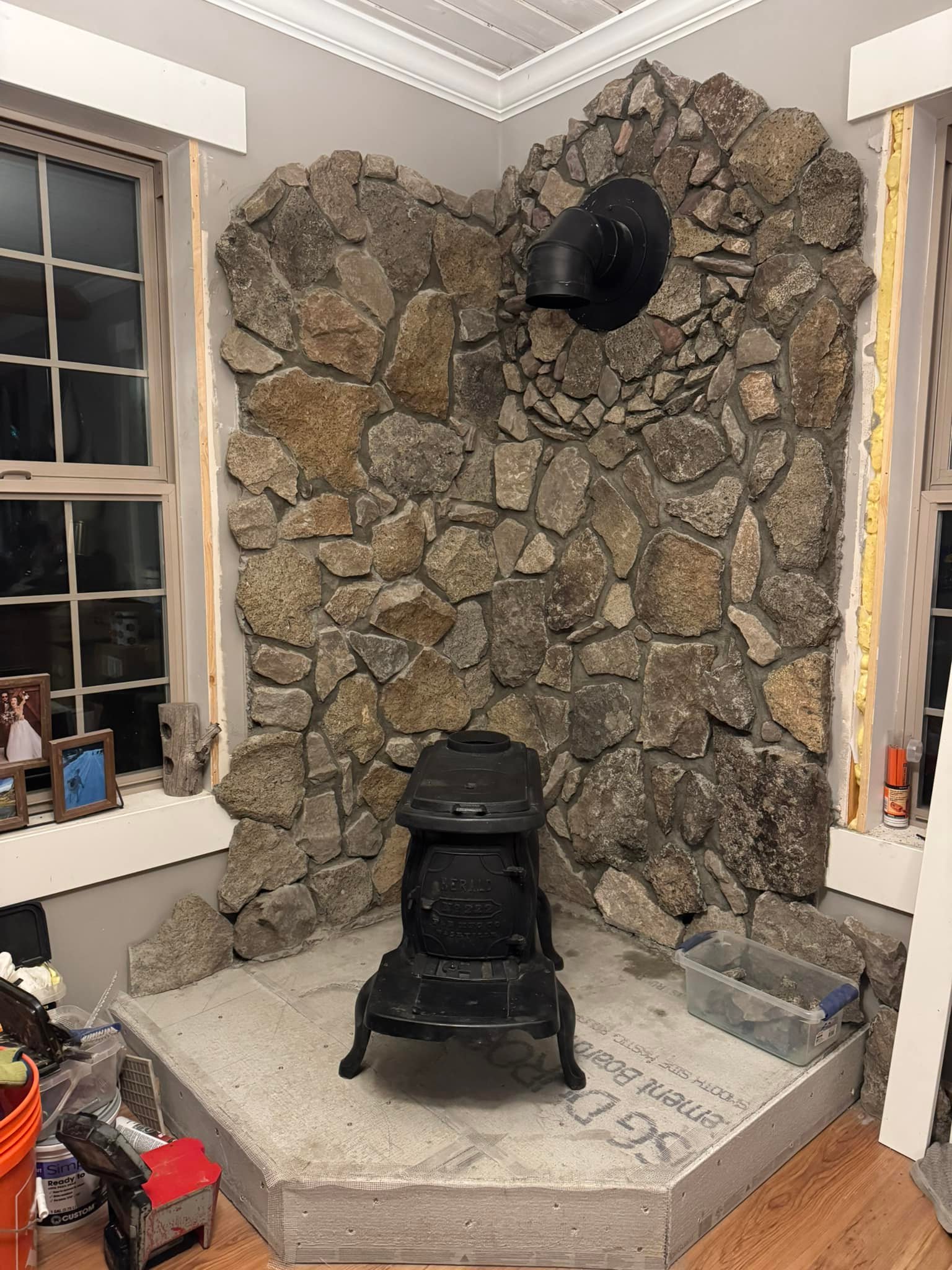 鉄製時代窶風炉 [B29173] What is Herald No 222 stove by P and B Mfg Co?