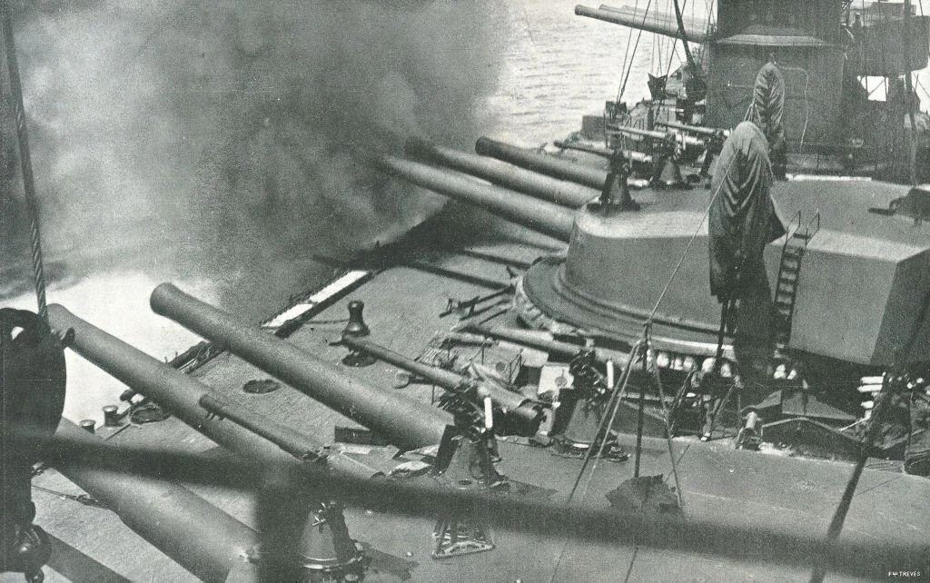 Navy - Firepower Friday! The Italian battleship Dante Alighieri firing ...
