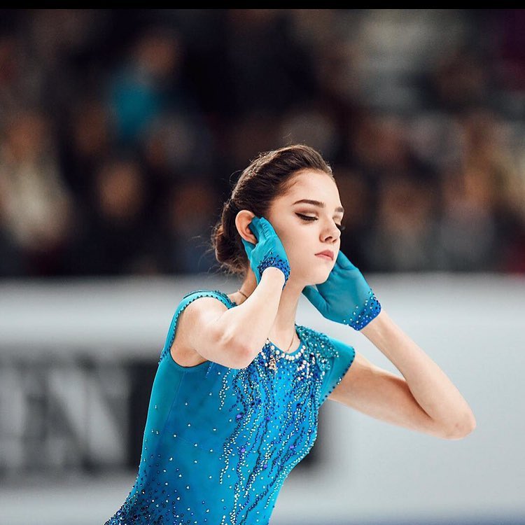 Evgenia Medvedeva on her 2017 worlds experience