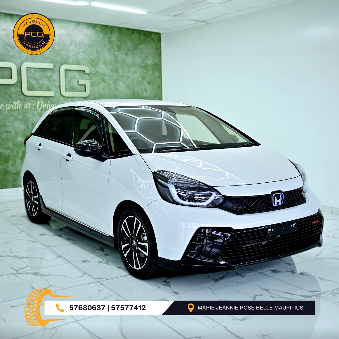 🔥 FOR SALE – Honda Fit e:HEV RS (Hybrid) 🔥 Sporty looks, hybrid