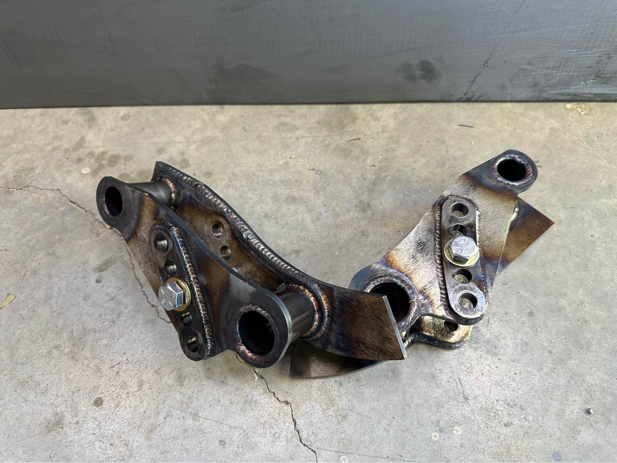 Early Commodore adjustable upper control arm bracket - Car Exterior ...