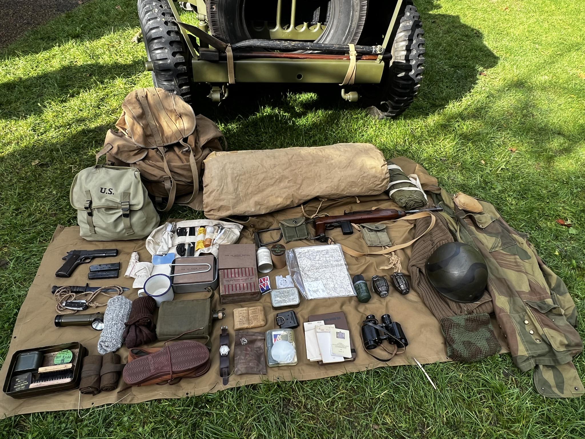 Kit layout of a trooper of 2SAS, 1944. - Living History UK | Facebook