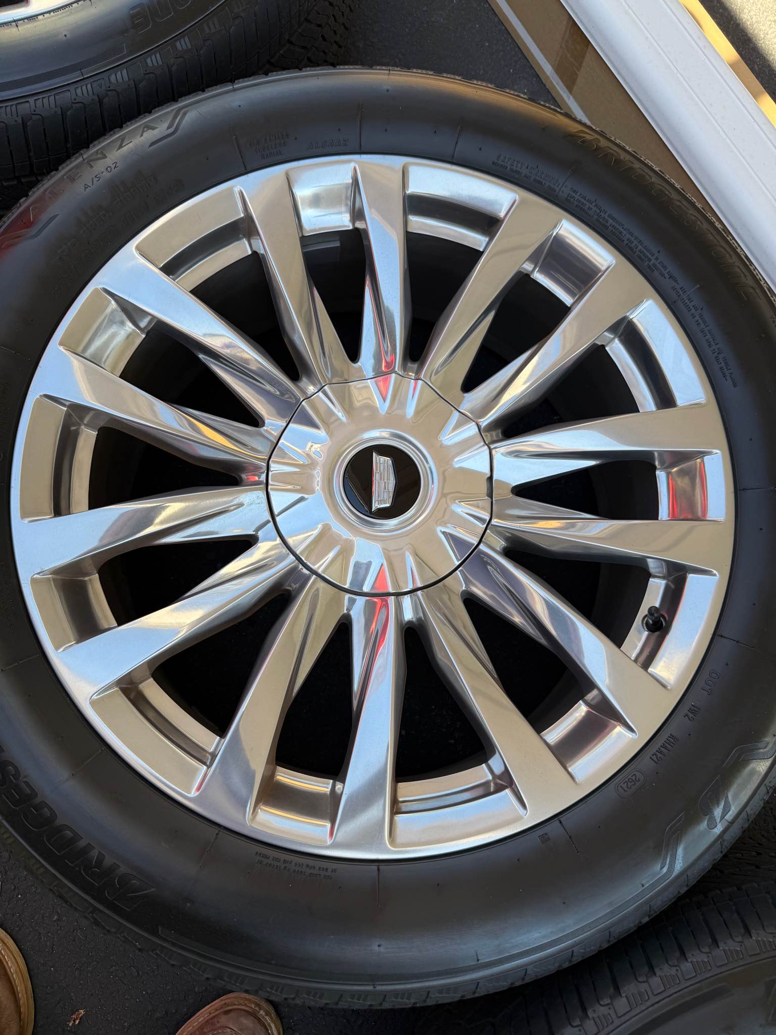 2021 Cadillac Escalade premium luxury rims and tires - 22s - Car Wheels ...