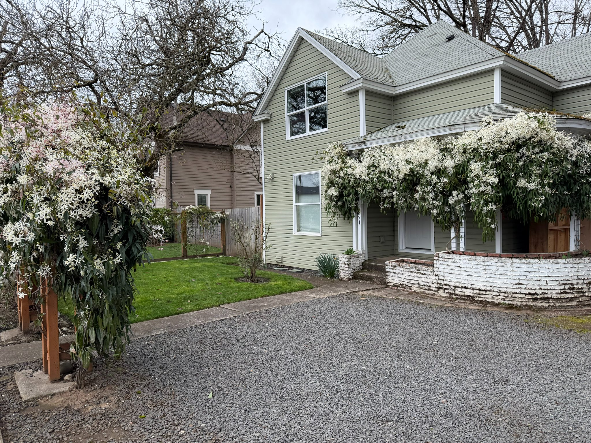 2 Beds 2 Baths Apartment - Property Rentals - Eugene, Oregon | Facebook ...