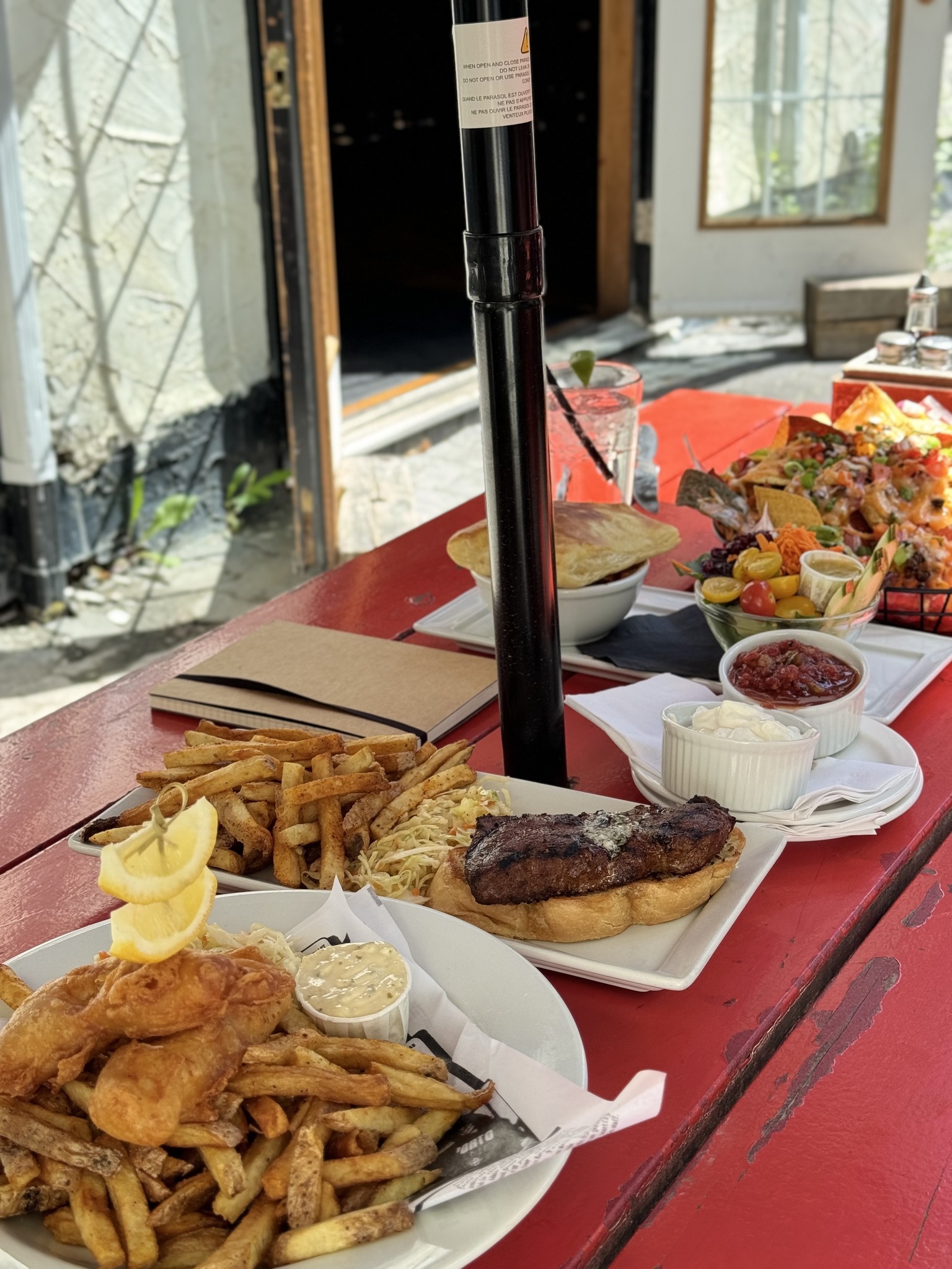 Georgetown Inn - Savor the flavor at The Georgetown Inn...