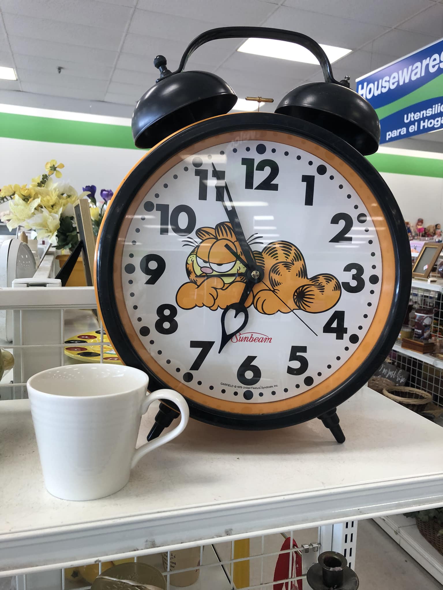 Huge Garfield Clock found thrifting at St. Vincents in Monroe, WI 