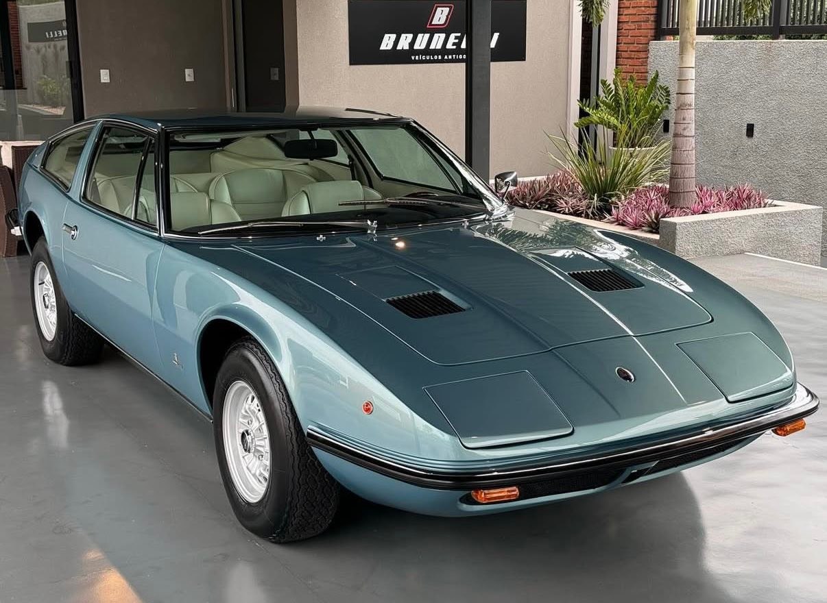 Maserati Indy América 4700 1972. Em Itápolis SP. O motor é um V8