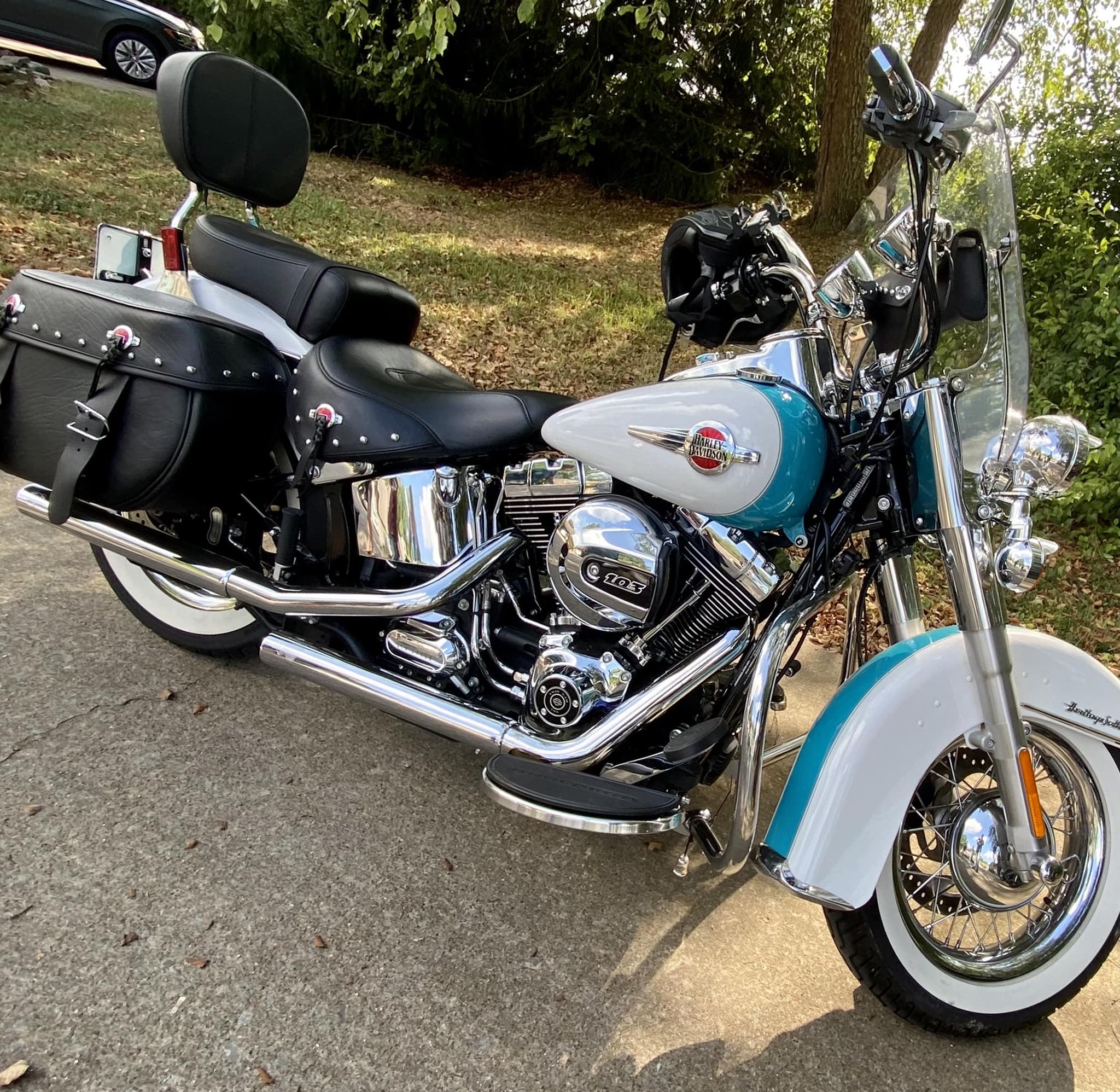 Joe's new 2019 Heritage Classic in Billiard Blue