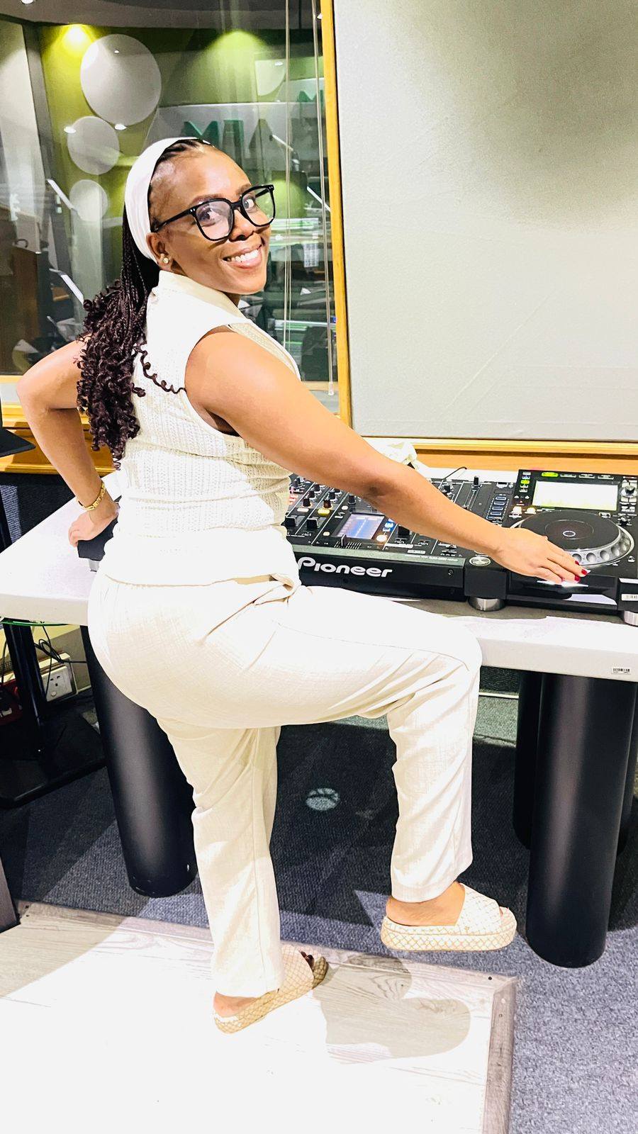 thobela-fm-yaka-conny-matjipa-wa-tfmditlalemeso-ke-yoo-o-nagana