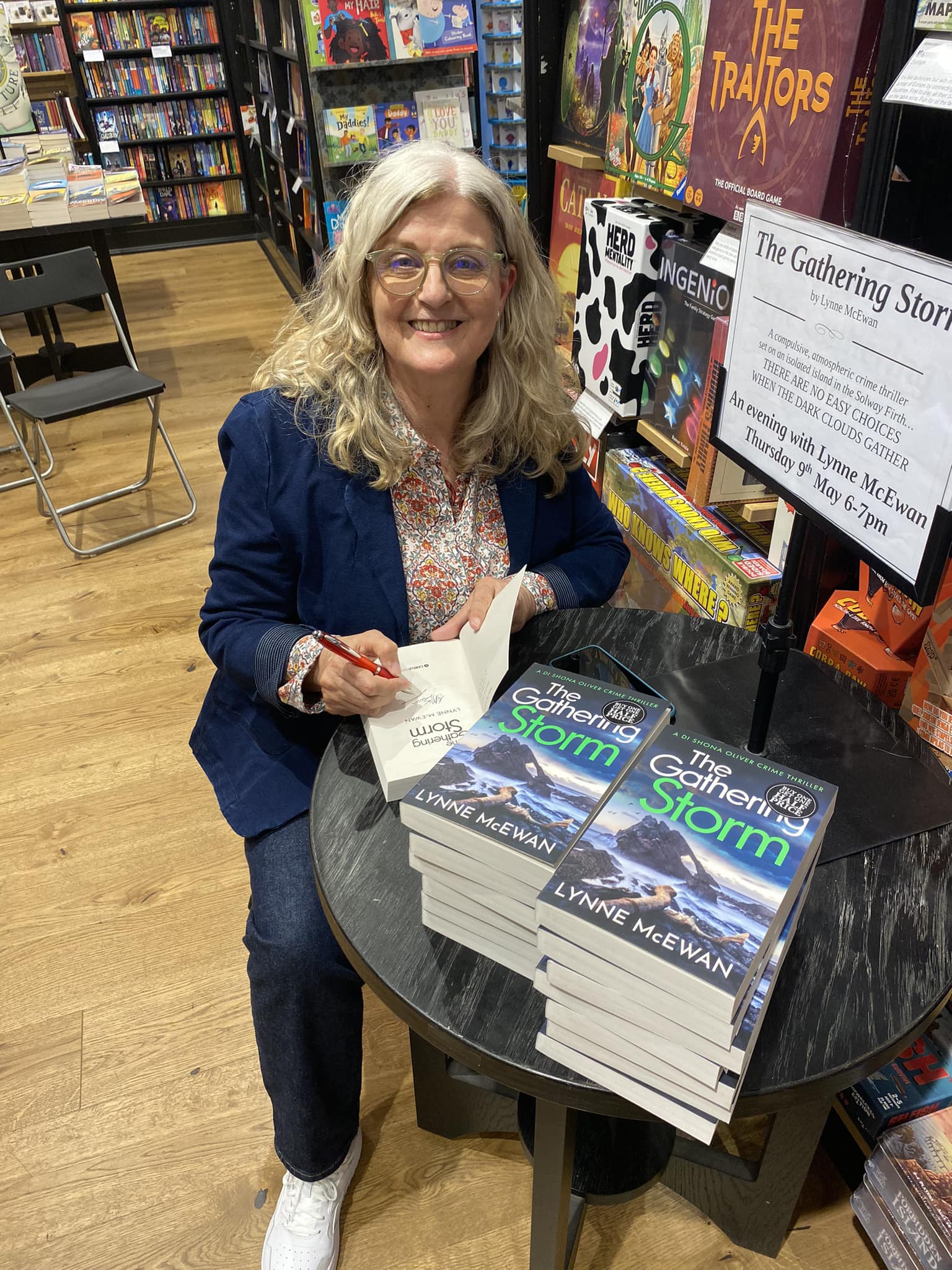 Waterstones - Huzzah! A mighty thankyou to the utterly wonderful Lynne ...