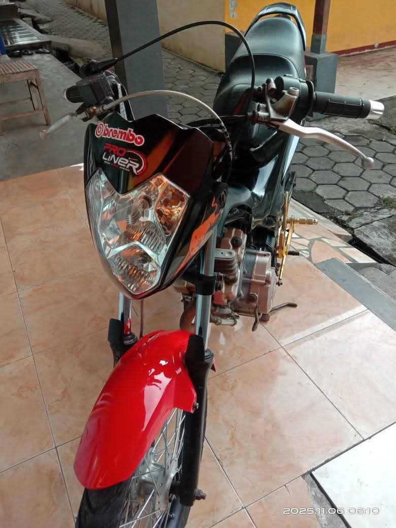 Fu 2010 - Motorcycles & Scooters - Banyuwangi, Jawa Timur, Indonesia ...