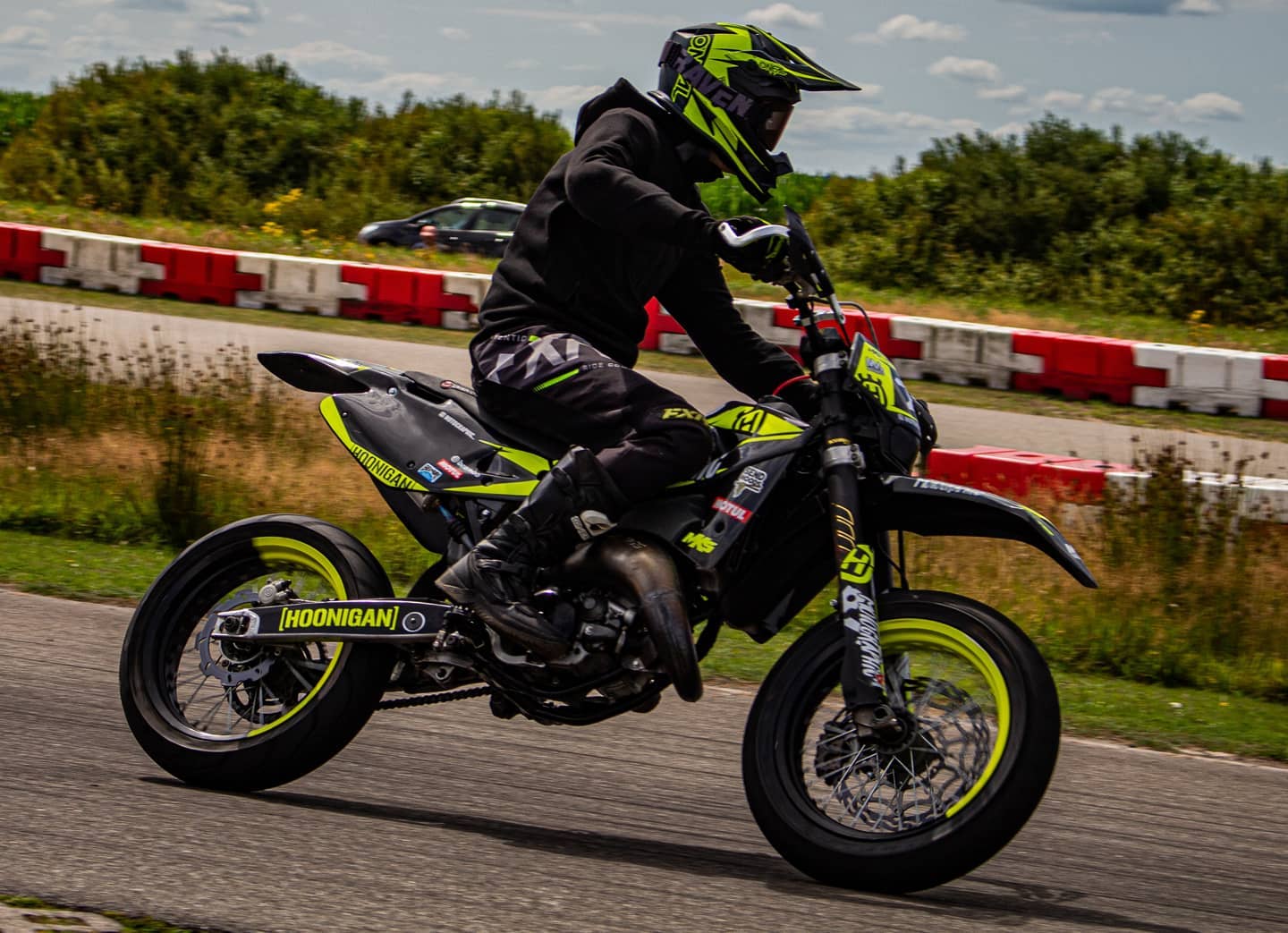 Motographic