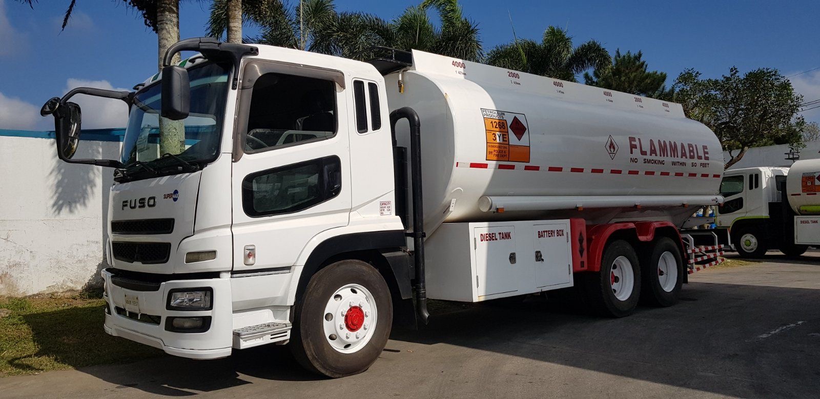 DIESEL and GASOLINE BUYER and SUPPLIER, PHILIPPINES🇵🇭 | Fuso Supergreat ...