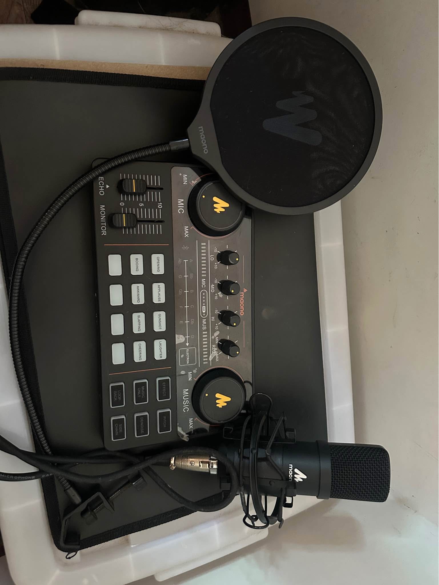 Maonocaster AU AM200 complete set - Pro Audio Equipment - General Trias ...