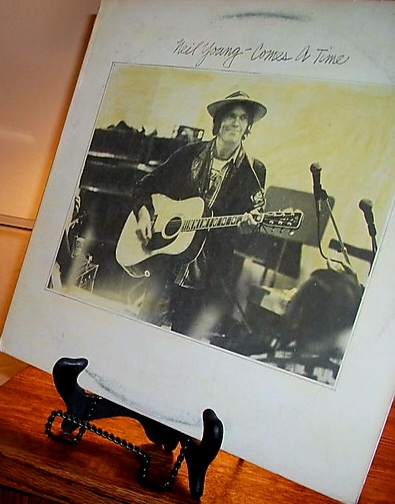NEIL YOUNG : LIVE AT THE ROMAN COLOSSEUM 1976