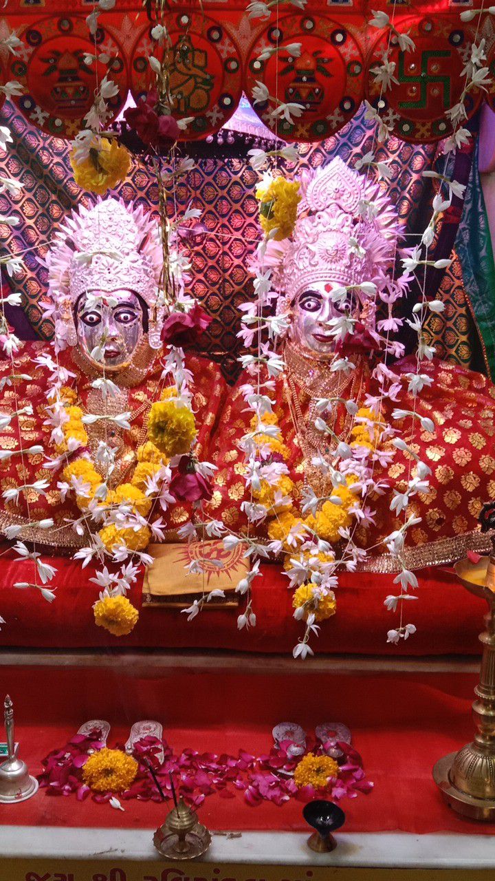 Jay Shree Ravi Randal Mata Mandir Adajan Surat